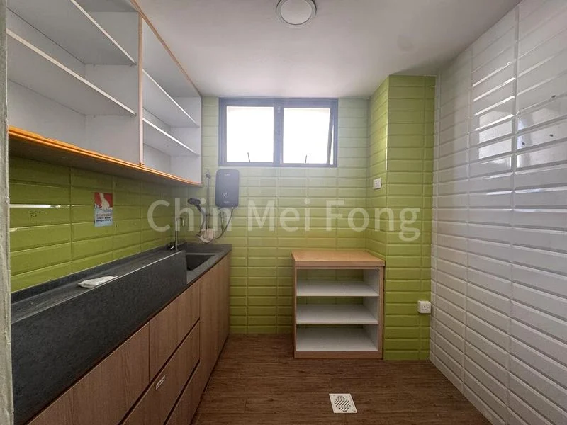 4 Bed Semi-Detached House (Landed) for Rent in  Excelsior Gardens - Image 5