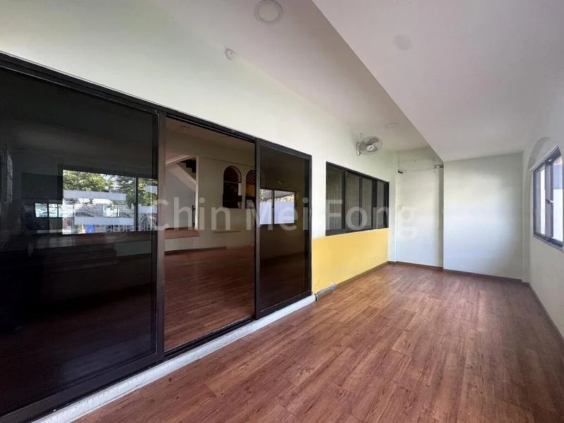 4 Bed Semi-Detached House (Landed) for Rent in  Excelsior Gardens - Image 4