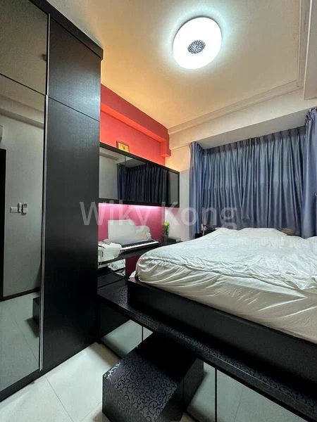 1 Bed Apartment (Condo) for Sale in  Soho 188 - Image 2