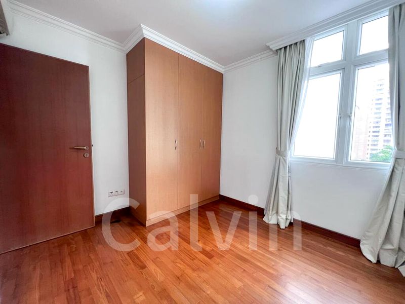 3 Bed Condo for Rent in  The Balmoral Spring - Image 9