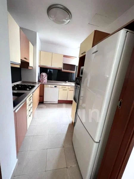 3 Bed Condo for Rent in  The Balmoral Spring - Image 7