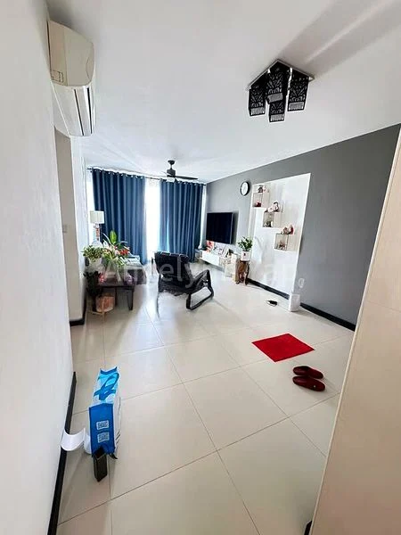 4 Room (4A) HDB for Rent in  57 Teban Gardens Road - Image 2