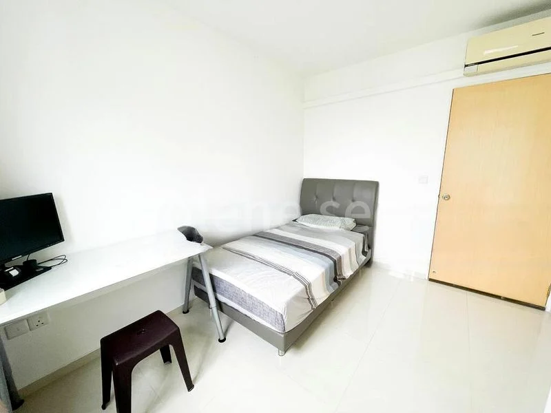 Master Room (HDB) for Rent in  430C Fernvale Link - Image 2
