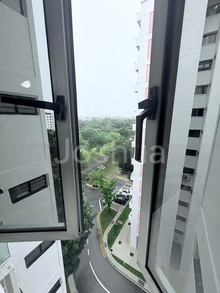 5 Room (5I) HDB for Sale in  425 Tampines Street 41 - Image 5