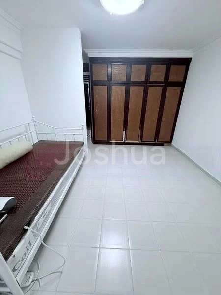5 Room (5I) HDB for Sale in  425 Tampines Street 41 - Image 11