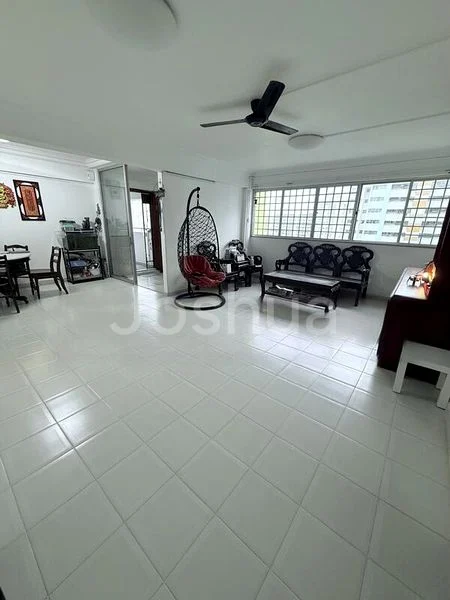 5 Room (5I) HDB for Sale in  425 Tampines Street 41 - Image 13
