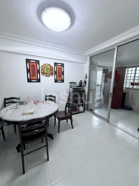 5 Room (5I) HDB for Sale in  425 Tampines Street 41 - Image 15