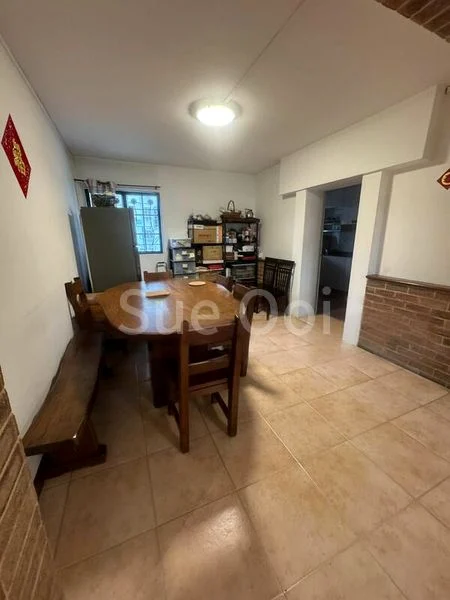 4 Room (4S) HDB for Rent in 403 Woodlands Street 41 - Image 10