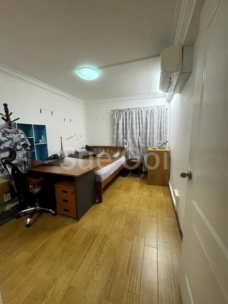 4 Room (4S) HDB for Rent in 403 Woodlands Street 41 - Image 7