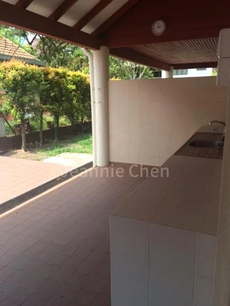 4 Bed Semi-Detached House (Landed) for Rent in  Camelia Park - Image 5
