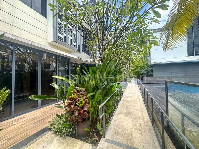 4 Bed Cluster House (Landed) for Rent in  Sunrise Gardens - Image 1