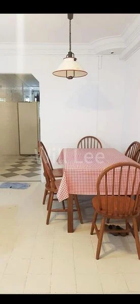4 Room (4NG) HDB for Rent in  361 Bukit Batok Street 31 - Image 1