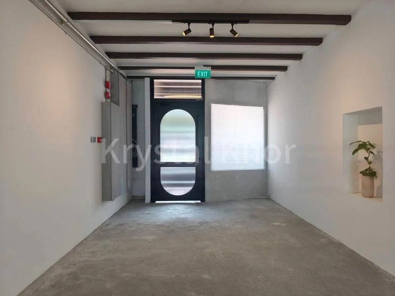 Food & Beverage for Rent: A Ground Floor Corner Shophouse Directly Opposite Maxwell - Image 6