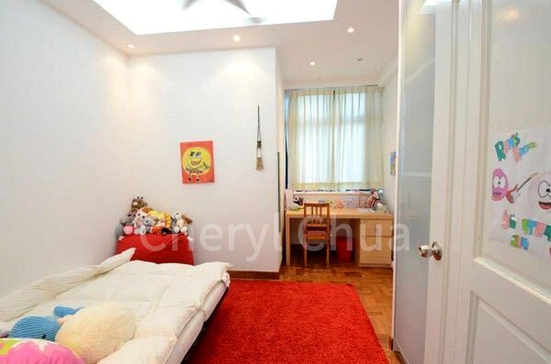 5 Bed Condo for Rent in  Spring Grove - Image 3