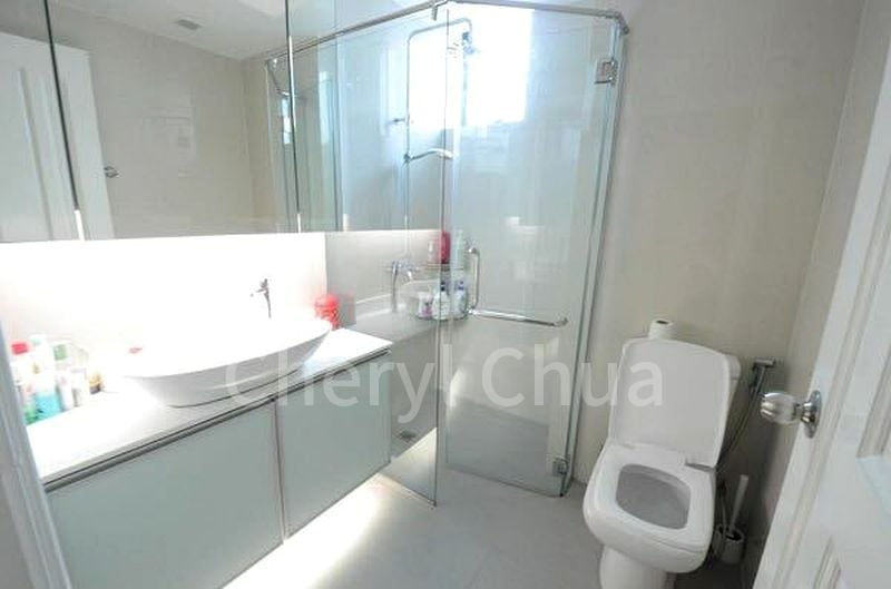 5 Bed Condo for Rent in  Spring Grove - Image 11