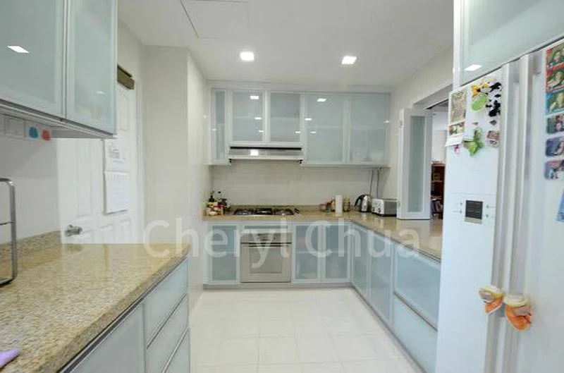 5 Bed Condo for Rent in  Spring Grove - Image 15