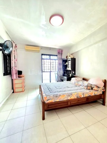 Premium HDB for Sale in  684C Jurong West Street 64 - Image 4