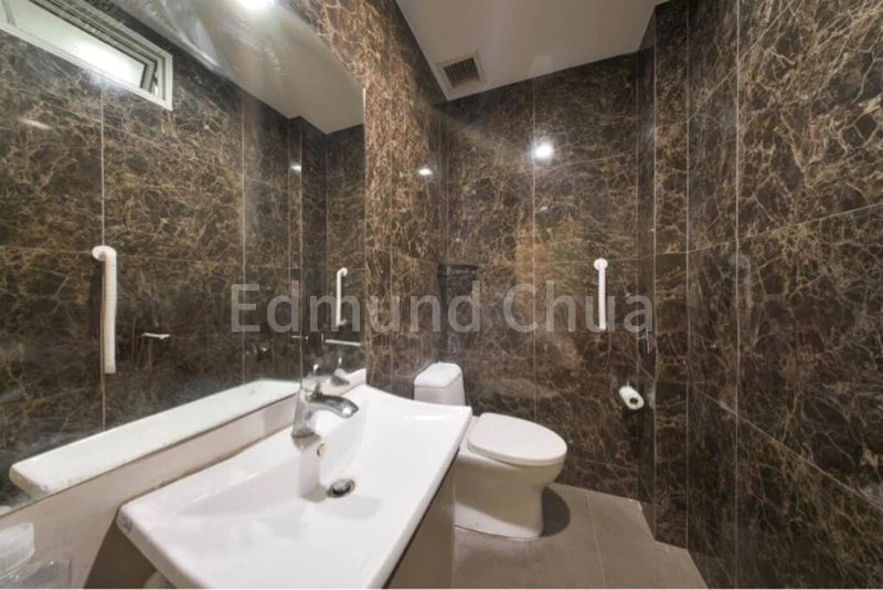 4 Bed Terraced House (Landed) for Sale in  Sembawang Hills Estate - Image 1
