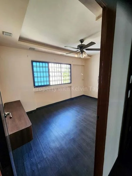 4 Room (4A) HDB for Sale in 546 Jurong West Street 42 - Image 6