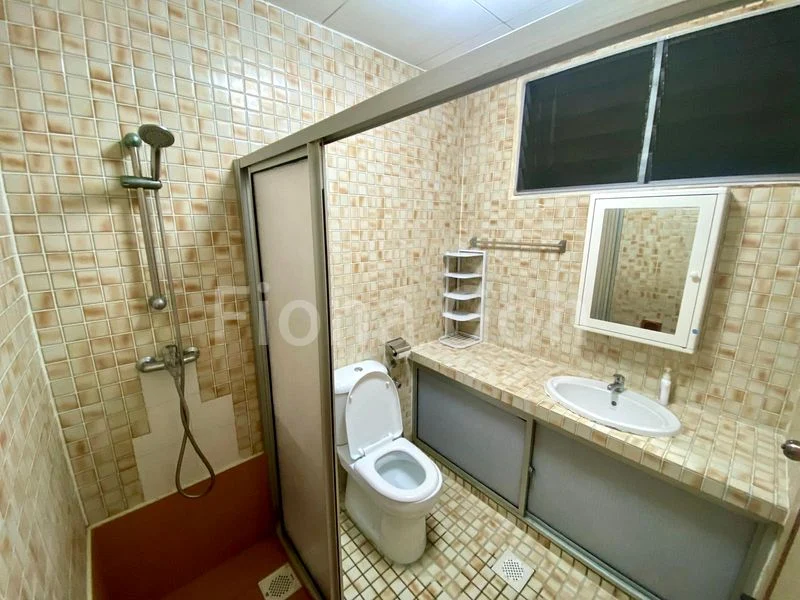 Master Room (Condo) for Rent in Roxy Square - Image 4