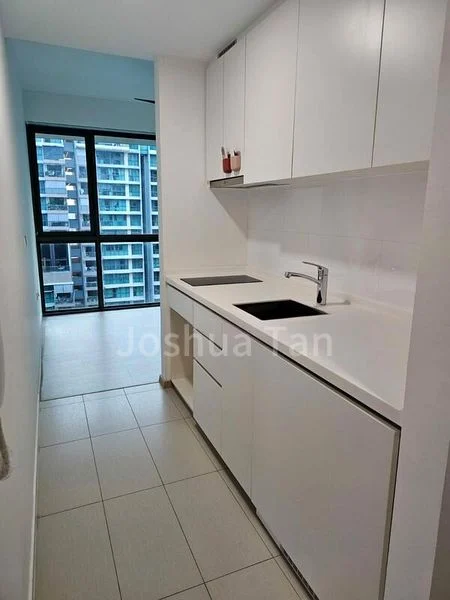 3 Bed Executive Condo for Sale in  The Topiary - Image 7