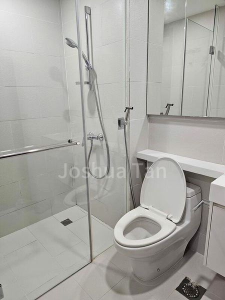 3 Bed Executive Condo for Sale in  The Topiary - Image 8