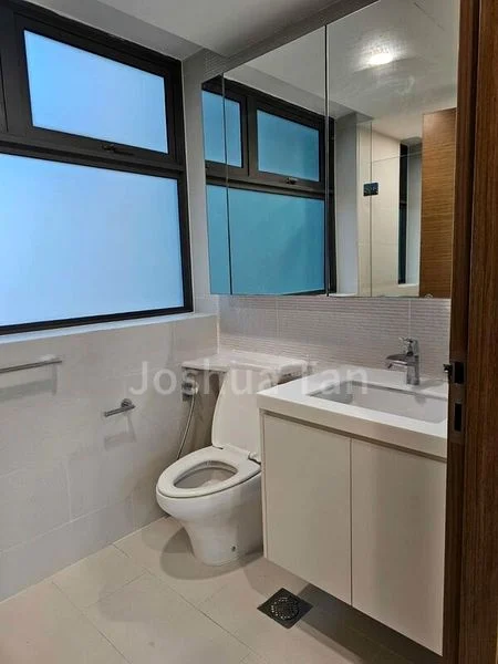 3 Bed Executive Condo for Sale in  The Topiary - Image 6