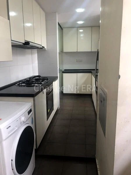 3 Bed Condo for Rent in  The Calrose - Image 5