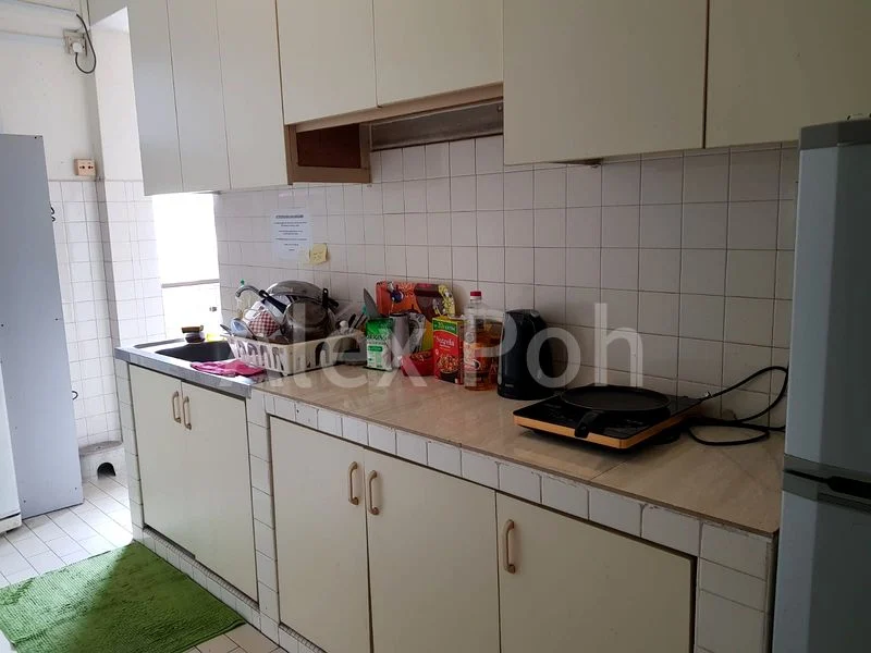 Master Room (Condo) for Rent in Bencoolen House - Image 8