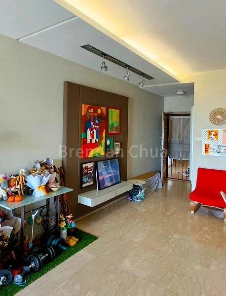 3 Bed Condo for Sale in  Hazel Park Condominium - Image 4