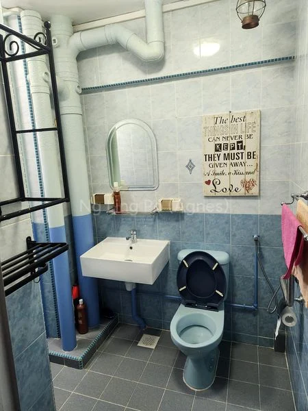 Common Room (HDB) for Rent in  326 Ubi Avenue 1 - Image 11