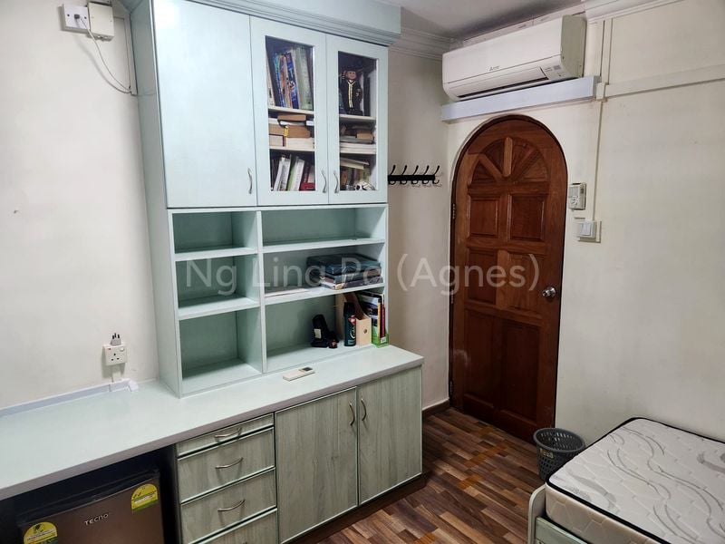 Common Room (HDB) for Rent in  326 Ubi Avenue 1 - Image 7