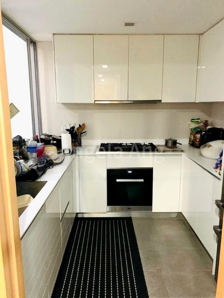 4 Bed Condo for Rent in  Shallot Lane - Image 4