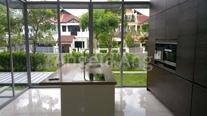4 Bed Condo for Rent in  Shallot Lane - Image 15