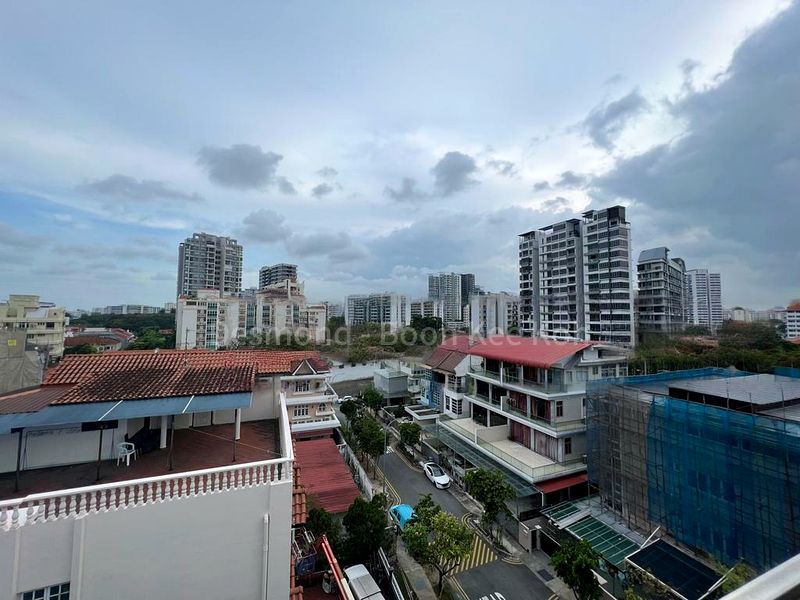 2 Bed Condo for Sale in  M66 - Image 5