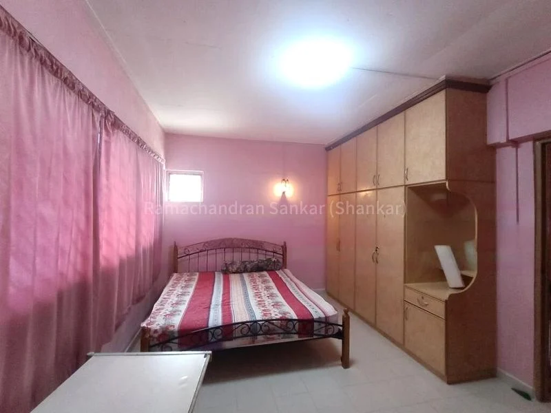 Room (HDB) for Rent in  357 Bukit Batok Street 31 - Image 1