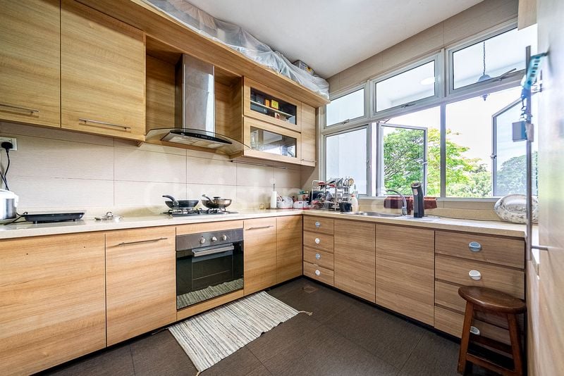 4 Bed Terraced House (Landed) for Sale in  La Suisse - Image 6