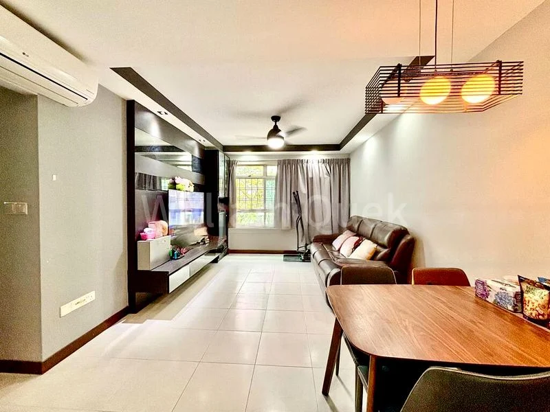 4 Room (4A) HDB for Sale in 271B Sengkang Central - Image 2