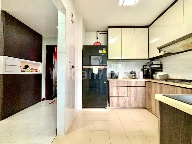4 Room (4A) HDB for Sale in 271B Sengkang Central - Image 3
