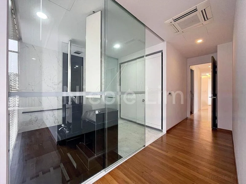 4 Bed Condo for Rent in  The Trizon - Image 10