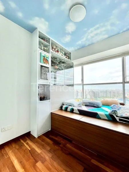 3 Bed Condo for Sale in  The Esta - Image 3