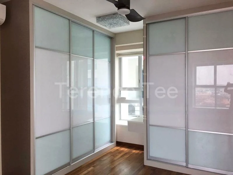 3 Bed Condo for Sale in  The Esta - Image 16