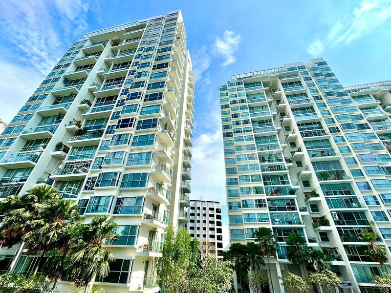 3 Bed Condo for Sale in  The Esta - Image 1
