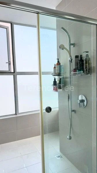 3 Bed Condo for Sale in  The Esta - Image 14