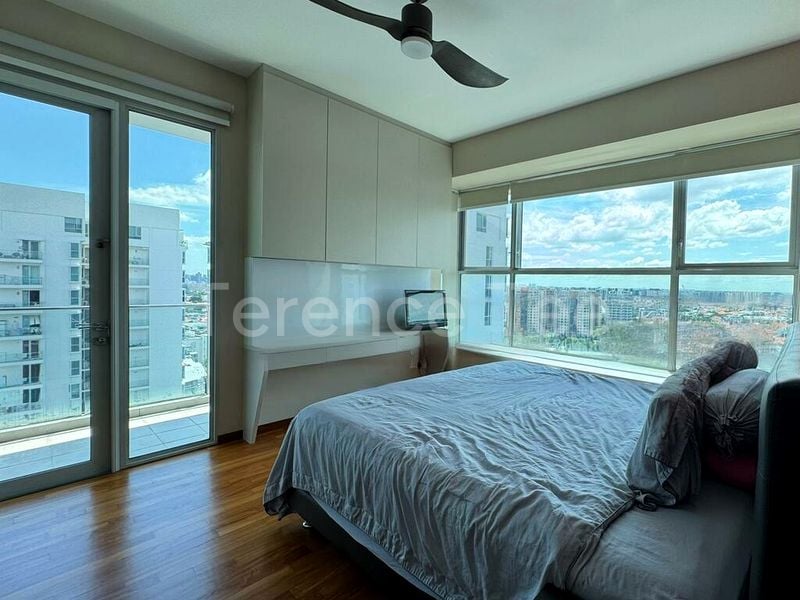 3 Bed Condo for Sale in  The Esta - Image 17