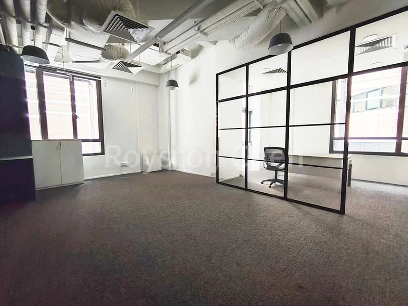 Plus: Office for Sale: 1,200 Sq Ft Shop & Complex on Main Street - Image 5