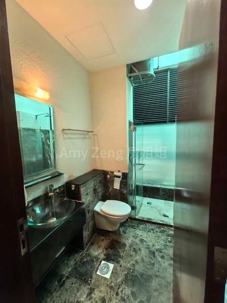 5 Bed Corner Terrace (Landed) for Sale in  Country Park Condominium - Image 9