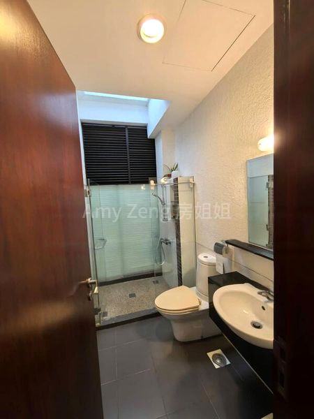 5 Bed Corner Terrace (Landed) for Sale in  Country Park Condominium - Image 7