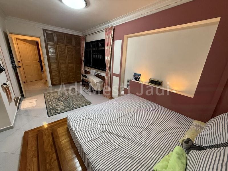 Executive HDB for Sale in  868 Woodlands Street 83 - Image 6