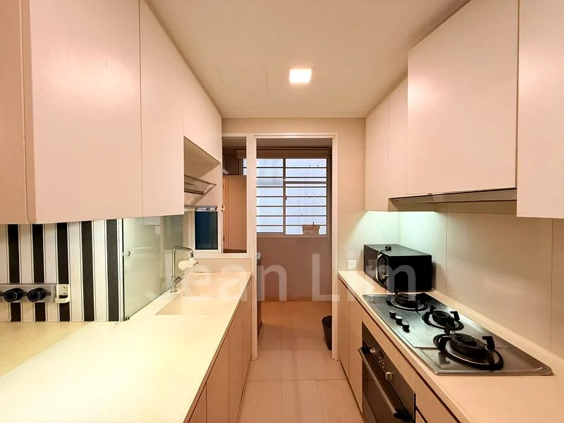 3 Bed Executive Condo for Rent in The Tampines Trilliant - Image 4